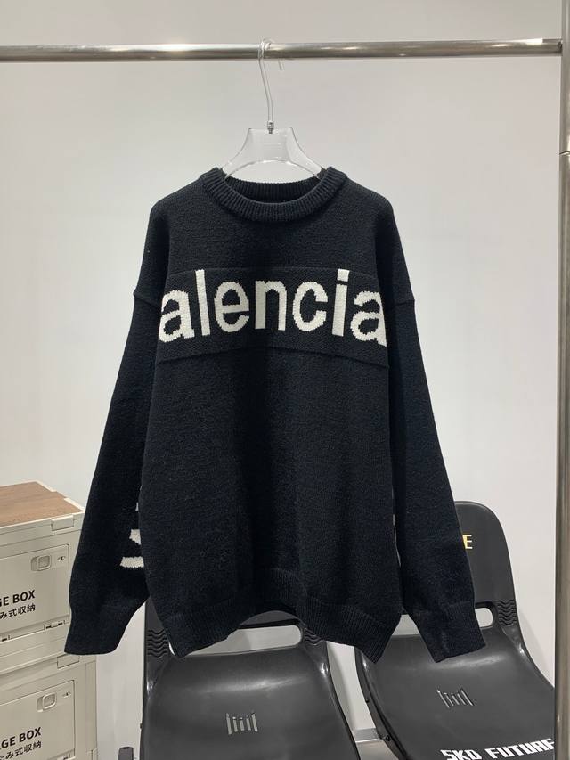 款号y105 新款balenciaga巴黎世家字母毛衣针织衫宽松版本男女同款！ 优质重磅高品 抗静电性与伸缩性及保暖效果更优 上身柔软舒适 打造精致造型 轻松搭