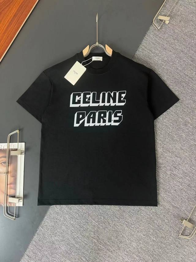 Celine* 赛琳* 2024Ss春夏最新款圆领时尚短袖t恤，重克纯棉双纱纯棉面料！贴肤舒适，耐看又好穿，经典logo设计，原厂工艺一丝不苟，休闲百搭必备款