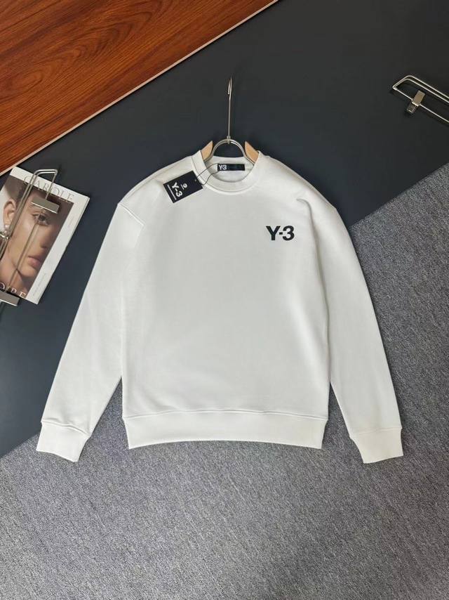 Y-3*山本耀司*秋冬最新款圆领时尚长袖卫衣，厚板硅胶工艺logo设计，400克纯棉纯棉面料！贴肤舒适，耐看又好穿，原厂工艺一丝不苟，休闲百搭必备款 码数 S