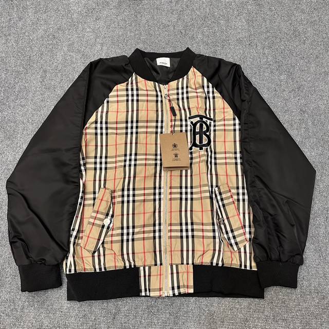 款号248A Burberry巴宝莉格子bt刺绣拼接夹克外套全套辅料1:1 尺码：S- Xl