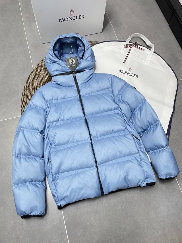 2024特级羽绒moncler Masac男士短款羽绒夹克外套.面料控必入单品.2024全新科技面料.极致轻量化.超轻超白鹅颈绒填充.清洁度天花板.850+蓬松