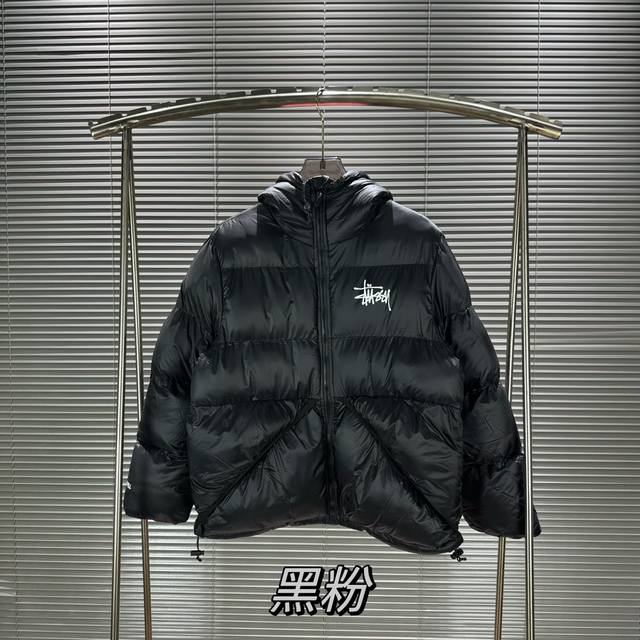 Stu50 Stussy Micro Ripstop Down Parka 纯色百搭拉链连帽羽绒棉服 男女同款 品牌背景：Stussy 斯图西 是源于美国的潮流