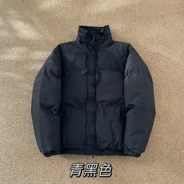 Fg03 今年重磅推荐“Fog Fear Of God Essentials Puff Jacket 复线棉服”超级热销的纯色系棉服，百变的穿搭，时尚的品味独树