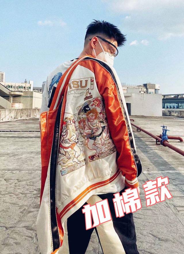 棉服版 Evisu福神 王一博同款 秋冬新款evisu福神男士雷神兄弟刺绣夹克橙色棉服 货号：2Eshtm1Dj701Xxindx 代购价：4607 工艺：刺绣