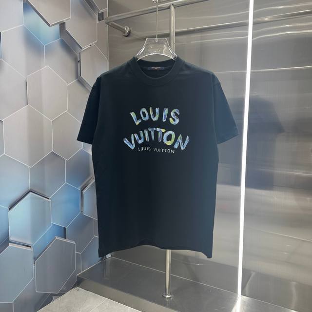 Lv 2024秋冬新款320克短袖t恤 个性印花 男女同款宽松版 S M L Xl Xxl 五个码 黑色 白色 咖色