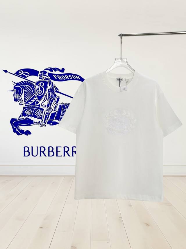 高品质]Burberry巴宝莉 新款限定橡树树叶战马刺绣圆领t恤，博柏利基础百搭款永不过时内搭外穿都超级好看不分性别年龄都可轻松驾驭，精选双纱华棉面料高克重和高