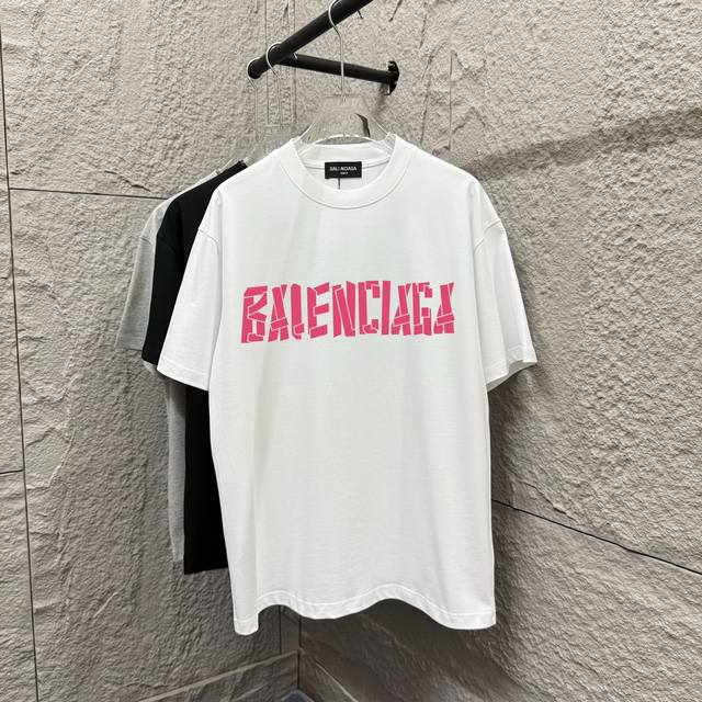 Balenci*Ga 巴黎2024秋冬新款 个性经典字母logo 字母印花 定制双纱平纹纯棉面料 短袖t恤 男女同款 尺码：S M L Xl Xxl 五个码 颜