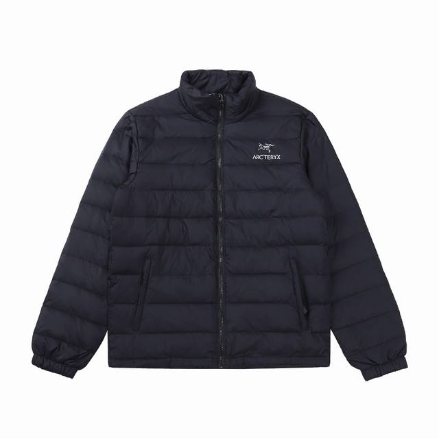 Arc‘Teryx 始祖鸟 内胆轻薄款羽绒服 全部代g有售，价格4018+，内里80白鸭绒，市面上少有式。 吊牌水洗全部齐全，河北代工厂出品内里双层防出绒内胆布