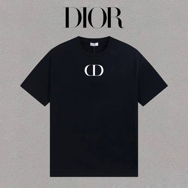 Dior 迪奥 Cd厚板字母百搭简约圆领短袖t恤男女同款 吊牌 领标 水洗唛 三标齐全 定织定染280克精梳棉面料 尺码：S-Xxl 颜色：黑色，白色