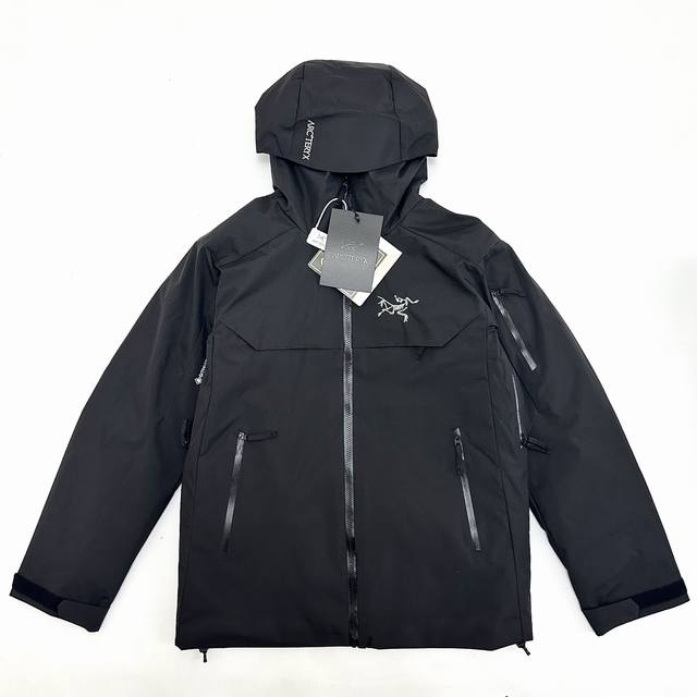 顶级实拍 区别通货 款号dj326688 Arc'Teryx Macai Lt 新款始祖鸟硬壳连帽羽绒服 新国标80绒 巧妙搭配保暖材料，夹克长时间穿着舒适。