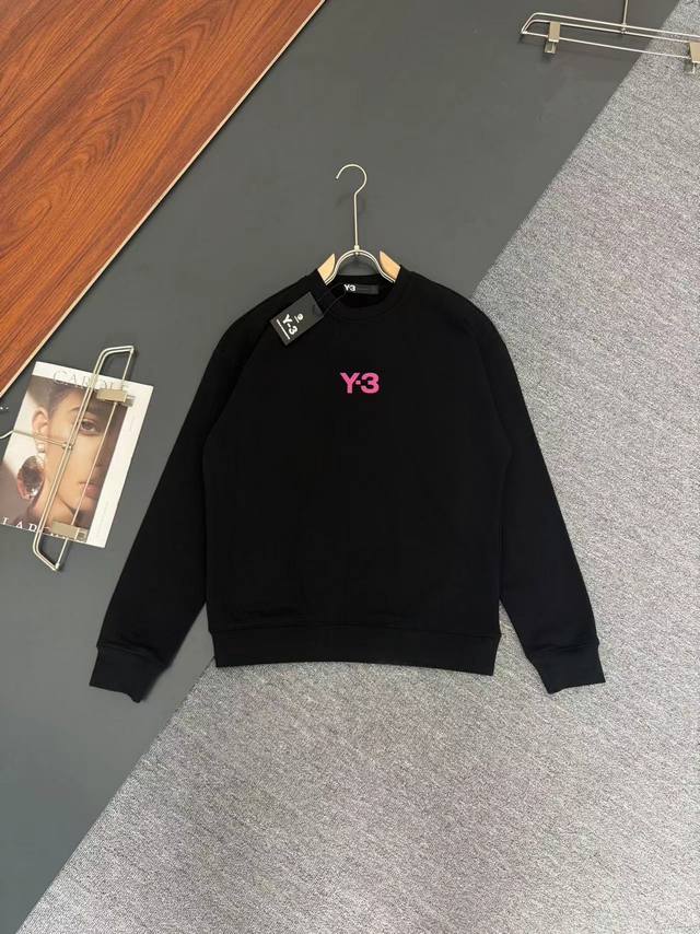 Y-3*山本耀司*秋冬最新款圆领时尚长袖卫衣，植绒印花工艺logo设计，400克纯棉纯棉面料！贴肤舒适，耐看又好穿，原厂工艺一丝不苟，休闲百搭必备款 码数 S