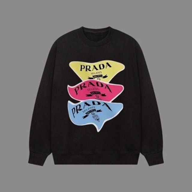 高端品质 Prada 2024Ss秋冬装 新款系列 叠加倒三角 圆领卫衣 采用进口康丽数码直喷印花 定染高品质潮牌420G精密双股大毛圈面料 Os宽松落肩版型