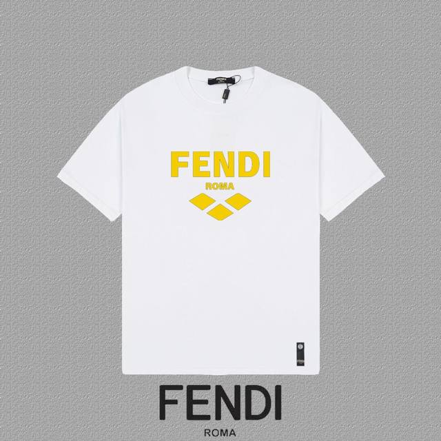 Fendi 芬迪] 2024Fw短袖t恤 硅胶厚板字母 高端32S双纱260克面料 重磅面料 定制拉架罗纹同缸同染 三标齐全 男女同款 颜色：黑色 白色 尺码：