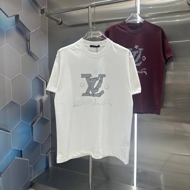 Lv 2024秋冬新款320克短袖t恤 个性印花 男女同款宽松版 S M L Xl Xxl 五个码 黑色 白色 栗红