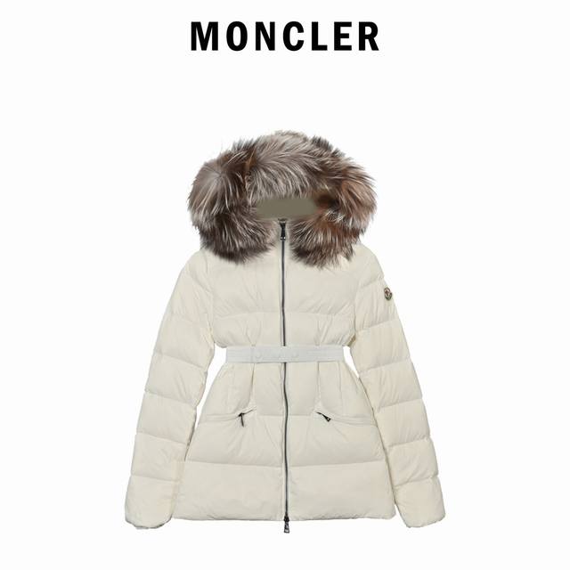 蒙口moncler Hermifur系列短款女款羽绒服 重工艺尼龙羽绒长款羽绒服 连衣风帽搭配可拆卸火狐狐狸真皮草毛领 镀色五金压铸拉链加无形按扣前门襟 搭配原