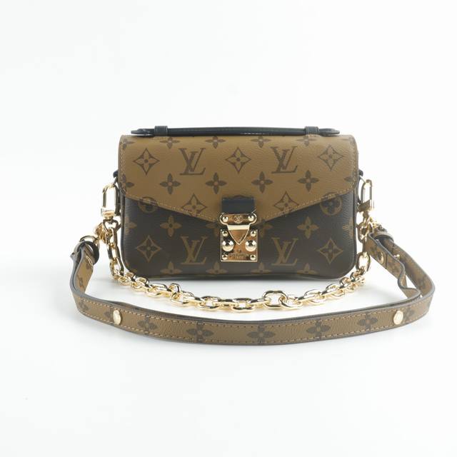 Louis Vuitton Lv Metis邮差包 46279 #原单高品质 Lv邮差包流行度”和“经典性”是投资包包最需要权衡的两个方面，而metis完美平衡