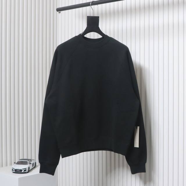 Fear Of God-Essentials 21W 后背硅胶圆领卫衣-Black=黑色 采用370G克重，表面100棉，底面80%棉20%聚酯纤维，32支+2