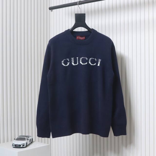 Gucci 古驰 24Fw 渐变提花消散g圆领毛衣 原 P9,100购买； 深蓝色针织羊毛、Gu嵌花、圆领落肩设计、罗纹滚边全套辅料配备 #对色定染混纺羊毛纱线