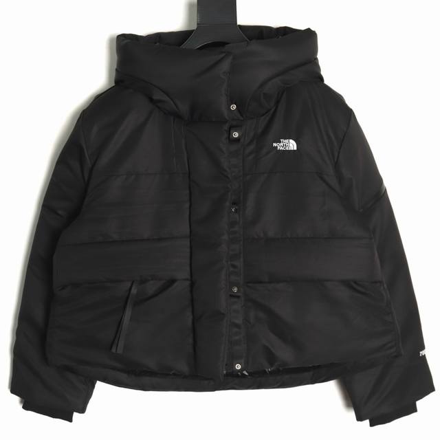 The North Face 北面 Tnf 户外 Ue先锋设计撞色辛芷蕾同款羽绒服 进口barudan 百灵达绣花机定制万针电绣，采用进口7号针，进口绣线，保证