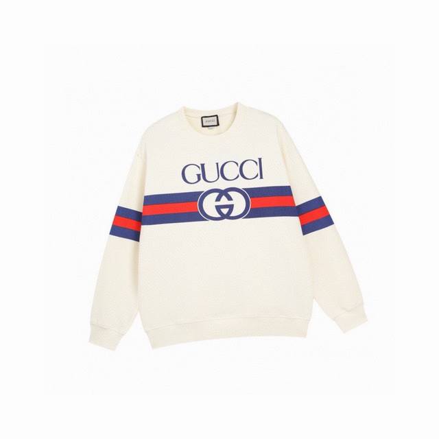 古驰 Gucci 秋冬新品 互扣式织带字母印花圆领卫衣 搭配重工高端数码3D个性logo印花工艺，设计独特，做工细致完美高端定制 采用400克加厚全棉，罗纹同缸