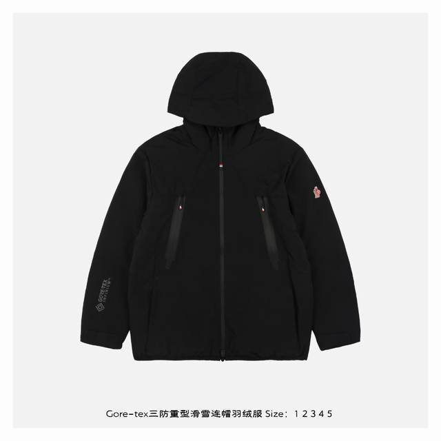 Gore-Tex三防重型滑雪连帽羽绒服 运动系列专业滑雪服，Gore-Tex三防科技面料，专机衍缝拼接经久耐磨损，压胶防风门襟，袖口设计大块魔术贴松紧带方便运动