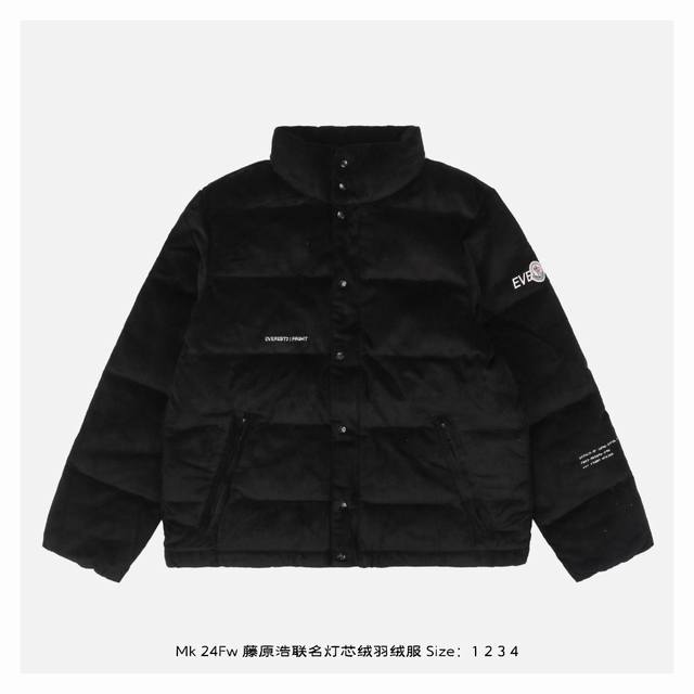 Moncler 蒙口 24Fw 藤原浩联名灯芯绒羽绒服 满满的高级观感，简单而不简约，无论是面料材质上还是整体轮廓，都兼备时尚造型感和良好的御寒功效，并带来舒适