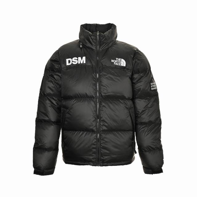 The North Face 北面 Dsm联名1992 15周年限定羽绒服 The North Face 的字面含义为山的最寒冷、最艰难一面。它也是the No