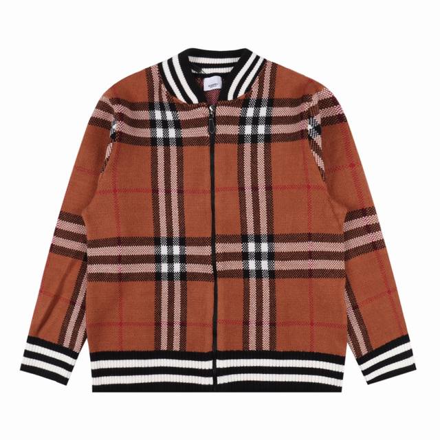 Burberry 巴宝莉 23Fw 格纹拉链毛衣开衫 原版代购购买，30羊绒70羊毛丝光起绒洗水处理，手感接近纯羊绒，贴身舒适，8针4色芝麻点工艺，全身对格对位