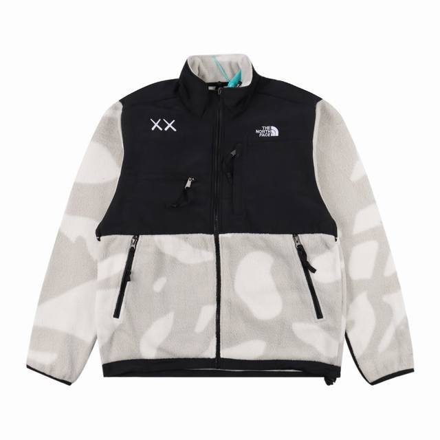 The North Face X Kaws 北面 联名款 Fw23 1995 Denali Logo印花拼色拉链抓绒长袖夹克男女同款 面料：1:1定制原版加厚摇