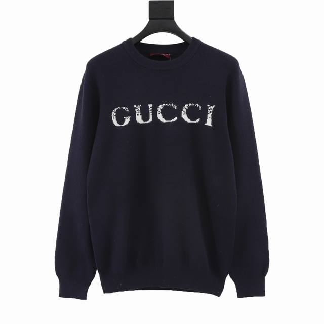 Gucci 古驰 24Fw 渐变提花字母圆领毛衣 面料采用高密度羊毛混纺，上身舒适柔软有质感，不扎人，面料丝滑软糯细腻 亲肤舒适,上身效果超级超级棒 版型完美，