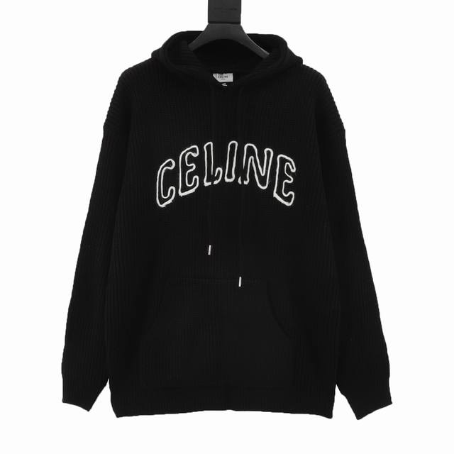 Celine 赛琳24Fw 镂空刺绣连帽毛衣 原13,500购入，面料采用百分百纯羊毛纱线定织，上身舒适柔软，克重700克。采用进口斯托尔织造，纹理清晰，正7针