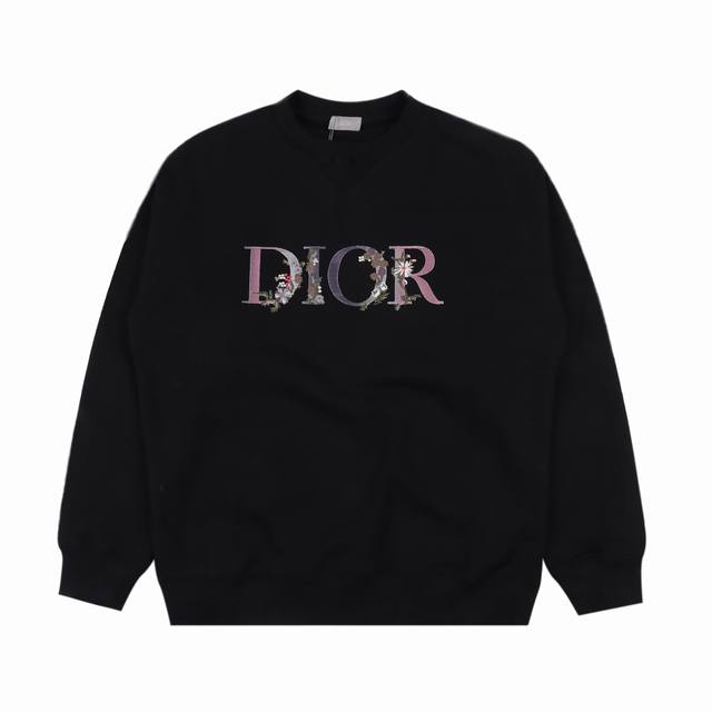 Dior 迪奥cd 渐变花卉字母刺绣圆领卫衣 定织定染面料，定制领口三角螺纹+两侧螺纹，胸口绣花采用进口田岛刺绣，字母图案打底+渐变染色工艺后局部花卉刺绣， 三