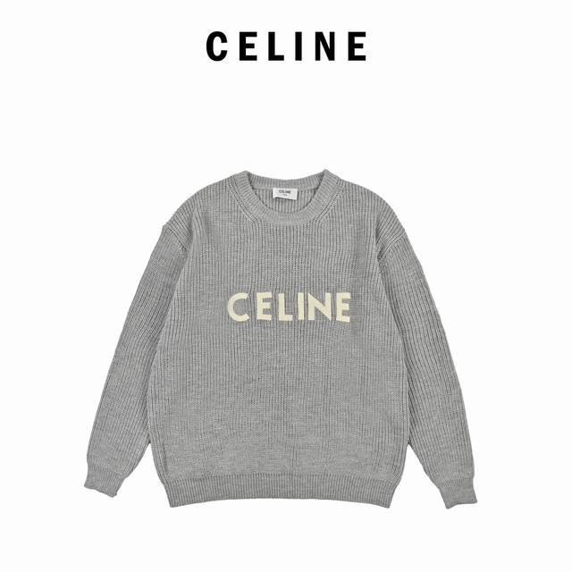 Celine 赛琳 21Fw 贴布字母logo圆领毛衣 采用定织白绒 55羊毛，45小白棉。面料混合搭配织出，成衣效果版型立体不易变型 胸前贴布面料采用真鹿绒皮