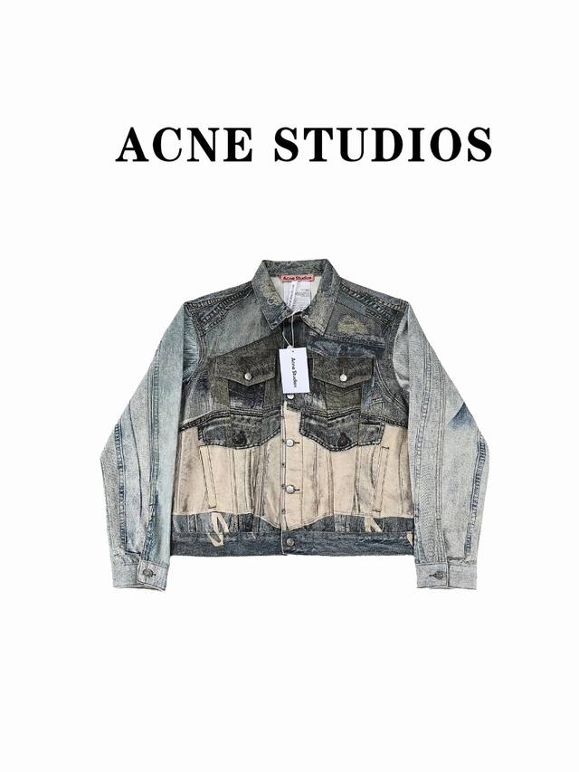 Acne Studios 24Ss数码直喷3D撞色牛仔夹克外套 3D印花 大幅解放了 Acne 牛仔设计的想象力，并非常刁钻地，去用工艺呈现一些极繁主义的朋克