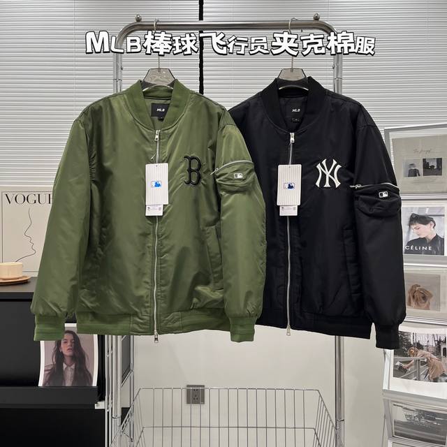 新款上新 Mlb官方..男女棉服夹克时尚运动棒球棉服外套..保暖防风24秋冬新款 棒球服一直是街拍大片的宠儿..挥洒着它独有的运动感.... 简约的纯色基调，诉