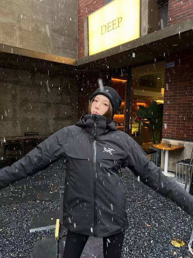 Arc'Teryx 始祖鸟 Macai Jacket Gore-Tex 防水 情侣 滑雪羽绒服 大买菜，帽可脱卸 独家模特上身效果图