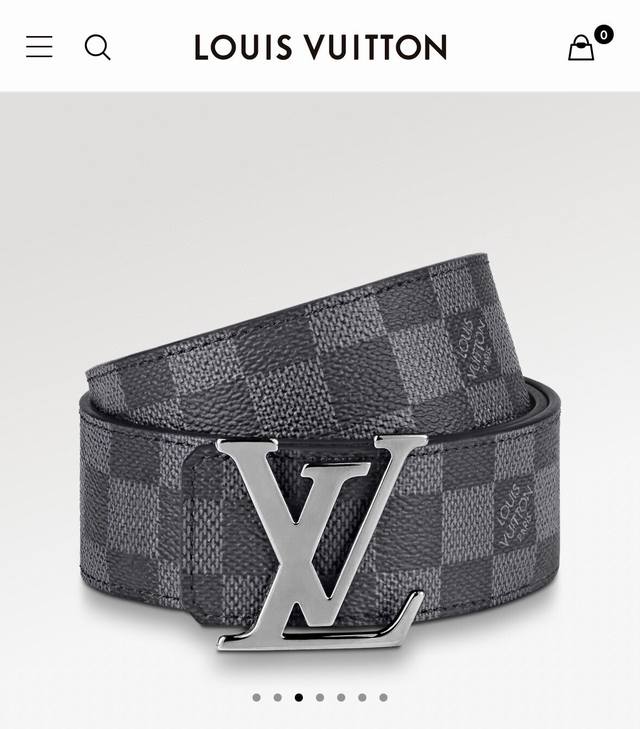 Louis Vuitton 路易威登 Lv Initiales棋盘格腰带，Lv专柜最新经典款黑色棋盘格腰带 黑扣头 银扣头。配专柜礼盒包装手提袋发票，专柜品质，