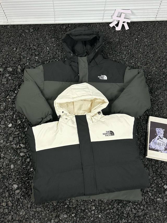 北面 Tnf 24Ss秋冬男女中长款通勤百搭拼色连帽棉服保暖外套 - 一件过冬！中长款好大一件！里面无论是搭配毛衣还是卫衣都非常的好看而且没有厚重感！炫彩log