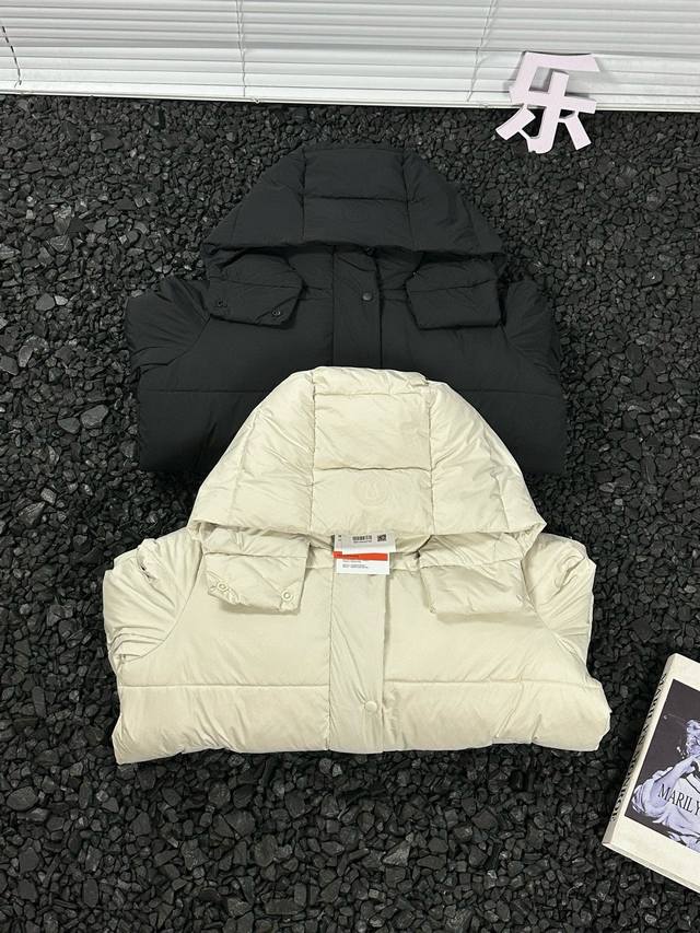 顶级版本 Lululemon Wunder Puff 系列五格款宽松保暖带收腰修身款连帽羽绒服 - 常青女款 Lulu最好卖的单款，任何身材都可轻松驾驭的五格款