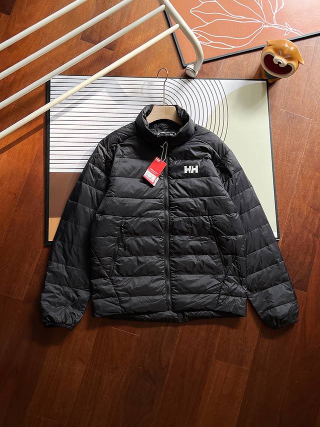 报单款号11252。 轻盈保暖，舒适耐穿！ Helly Hansen Hh 海丽汉森 户外collection 保暖轻薄款羽绒服。 轻便保暖，即使冬季也要帅下去