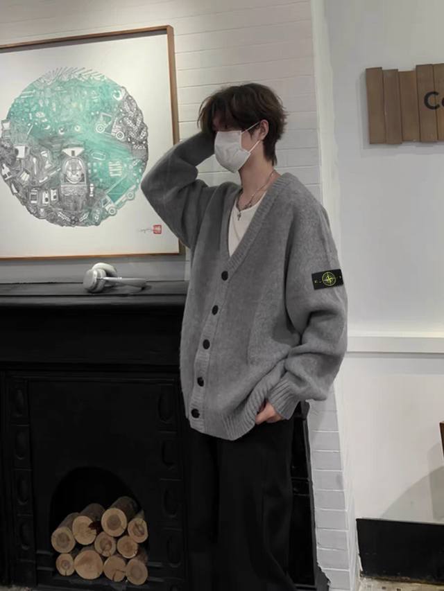 品控款 #Stone Island 石头岛 Fw24秋冬毛衣打底开衫慵懒风内搭cleanfit针织衫开衫外套 ※一款百搭不挑人的新款毛衣手感和质感真心赞 无论套