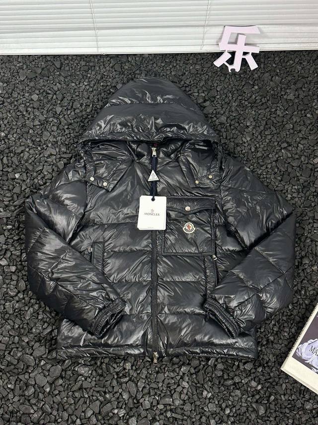 Moncler 蒙口 Fw23 Wollaston系列 口袋连帽保暖短款羽绒服 蒙口滑雪季羽绒服 - Wollaston羽绒服是moncler的经典设计单品！M