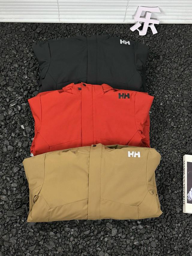 Helly Hansen 海丽汉森 Hh 秋冬石墨烯发热保暖户外连帽棉服外套 - 真正的石墨烯保温面料 内里填充的是科技保暖绒，比羽绒还保暖后背是大面积石墨烯发