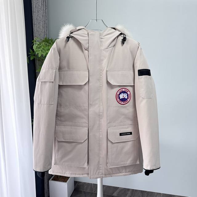 新款 Canada Goose｜加拿大鹅expedition 派克大衣｜经典升级 新08款 颜色：石墨灰、米白色、黑色、粉色、藏青色、天蓝色、 尺码：Xs、S、