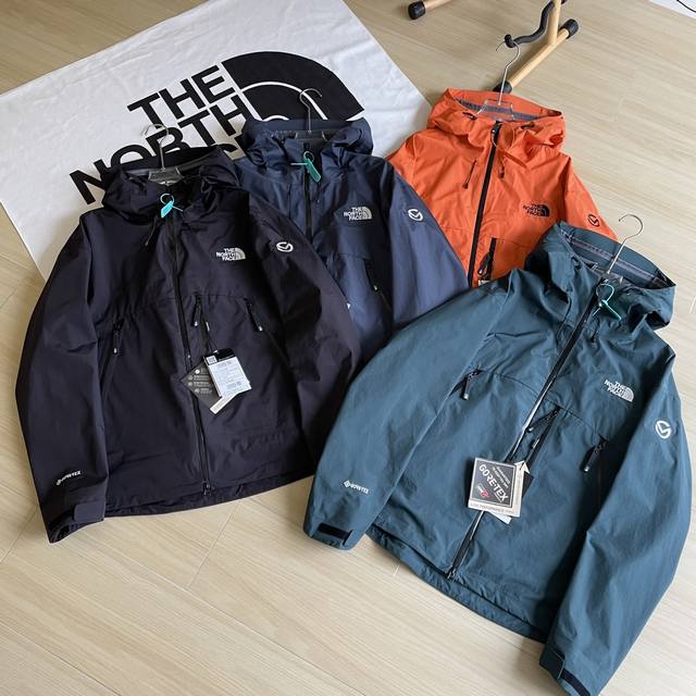 主图 鹅绒鹅绒鹅绒the North Face 北面最强巅峰系列felix Gtx 3L全压胶硬壳四色男女同款冲锋衣鹅绒羽绒服外套 三种时尚穿搭法，顶级户外保暖