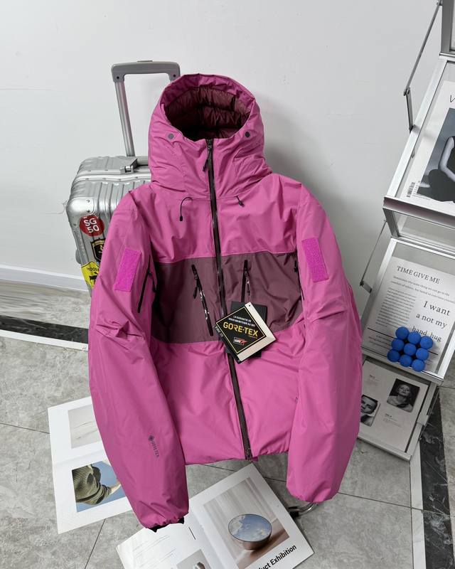 供 Arcteryx System_A 跃冬揽石 系列kobah Parka拼接logo硬壳羽绒服滑雪服 本次 跃冬揽石 系列是system支线的第四弹重新定义