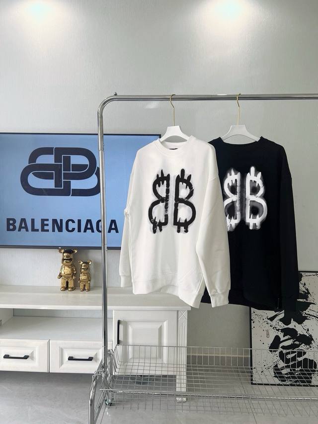 供 Balenciaga 巴黎世家 涂鸦字母 印花圆领加绒卫衣 男女同款 Size：S-Xl Color：黑色、白色 Number：1468114 原版定制10