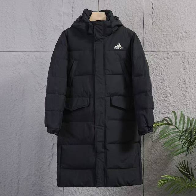 上新 2024Ss冬季新款adidas户外运动长款连帽羽绒服 男女同款 采用80%白鸭绒，20%羽毛，超级保暖效果贼好，今年冬天一定冷！加厚的设计！让这个冬天不