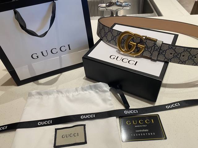 上新！ ，配专柜全套包装！Gucci 古驰皮带，宽度4.0Cm。专柜新款 男士商务休闲款 ～ 渠道货～进口牛皮带身 双ｇ旋转搭扣 可拆卸裁剪带身～数量不多白菜价