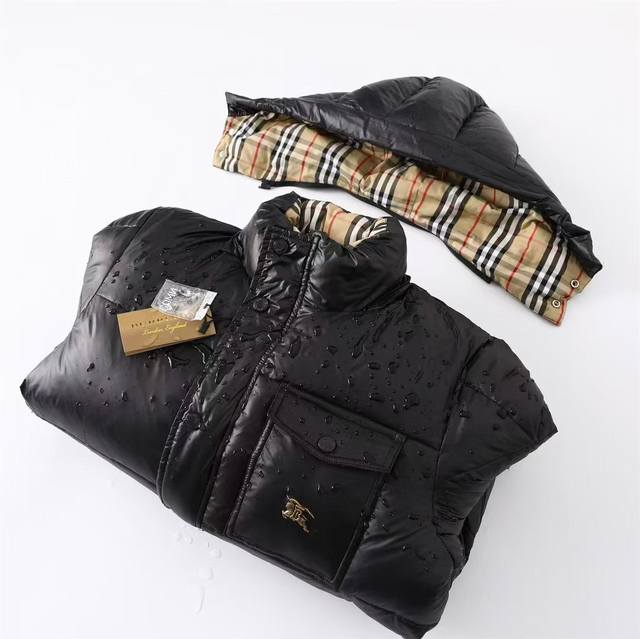 Burberry 巴宝莉秋冬新款连帽棉服 格子经典老花logo 原版1:1订制五金配件全进口原版定制 欢迎专柜对比 绝对的高品质 超柔软 超级重工 面料做工杠杠